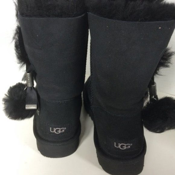 FINAL MARKDOWN! NIB ! UGG Star Charm Boots - Picture 6 of 9